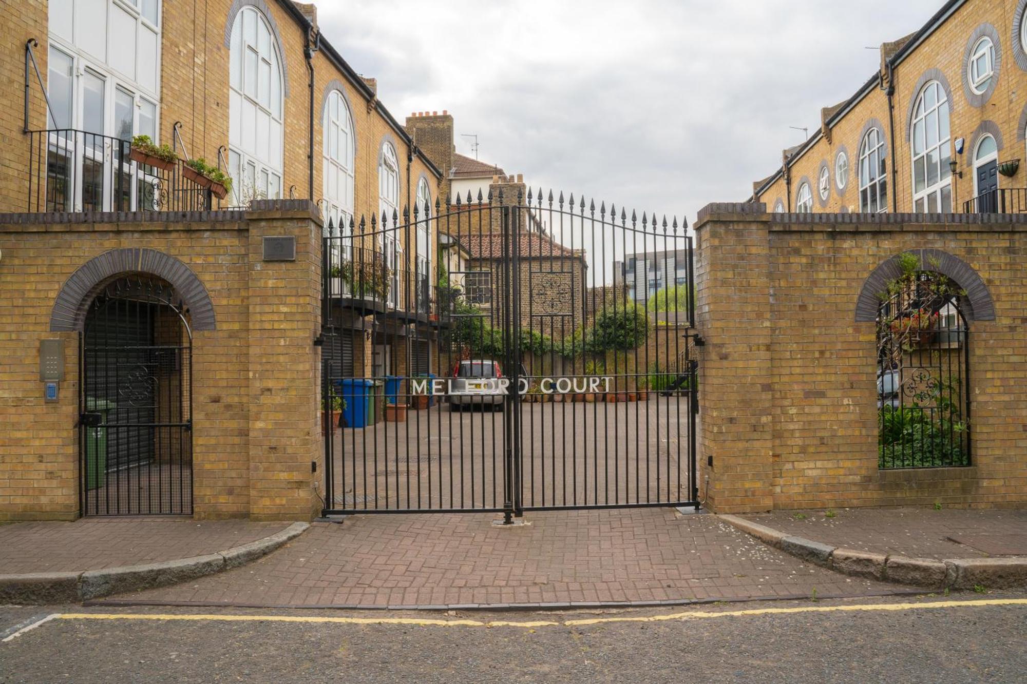 Modern Tower Bridge 3br House Holiday home